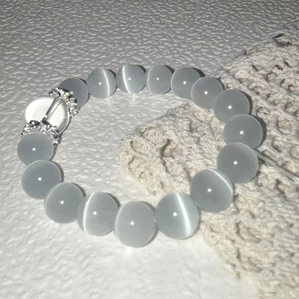 Sri Lanka's natural blue and white light crystal bracelet